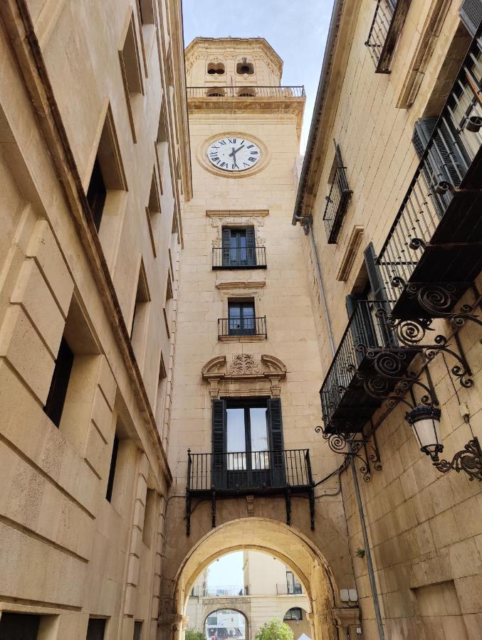 Carmen Old Town Apartments Аликанте Экстерьер фото